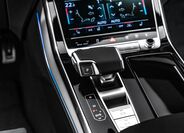 Audi Q8 17