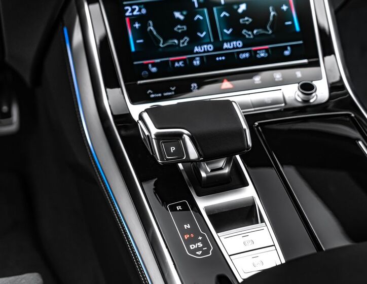 Audi Q8 17