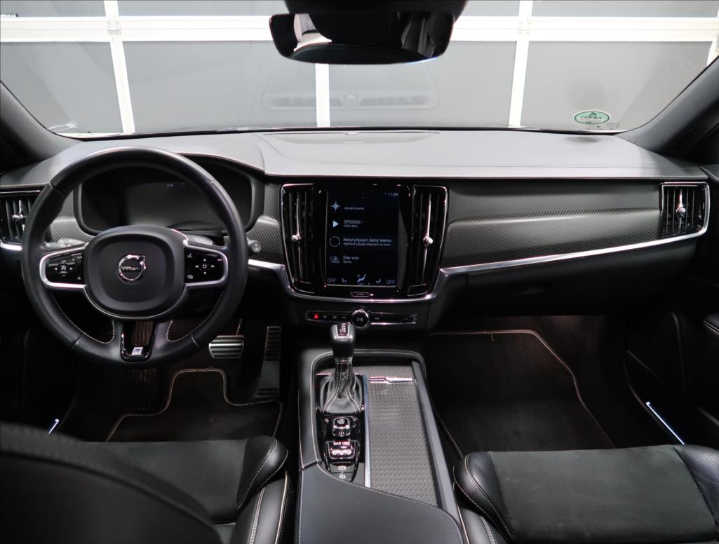 Volvo V90