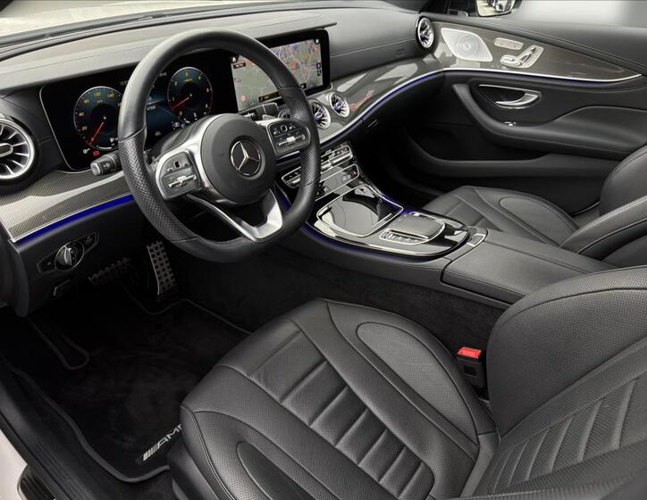 Mercedes-Benz CLS 9