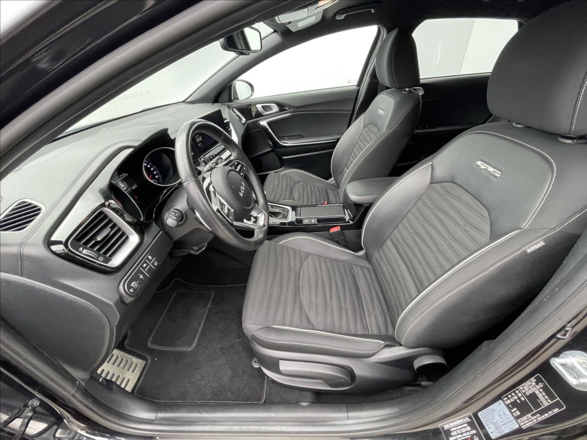 KIA ProCeed