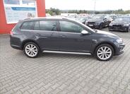 Volkswagen Golf 9