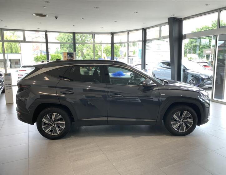 Hyundai Tucson 4