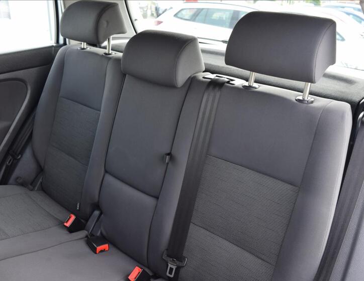Volkswagen Golf Plus 17
