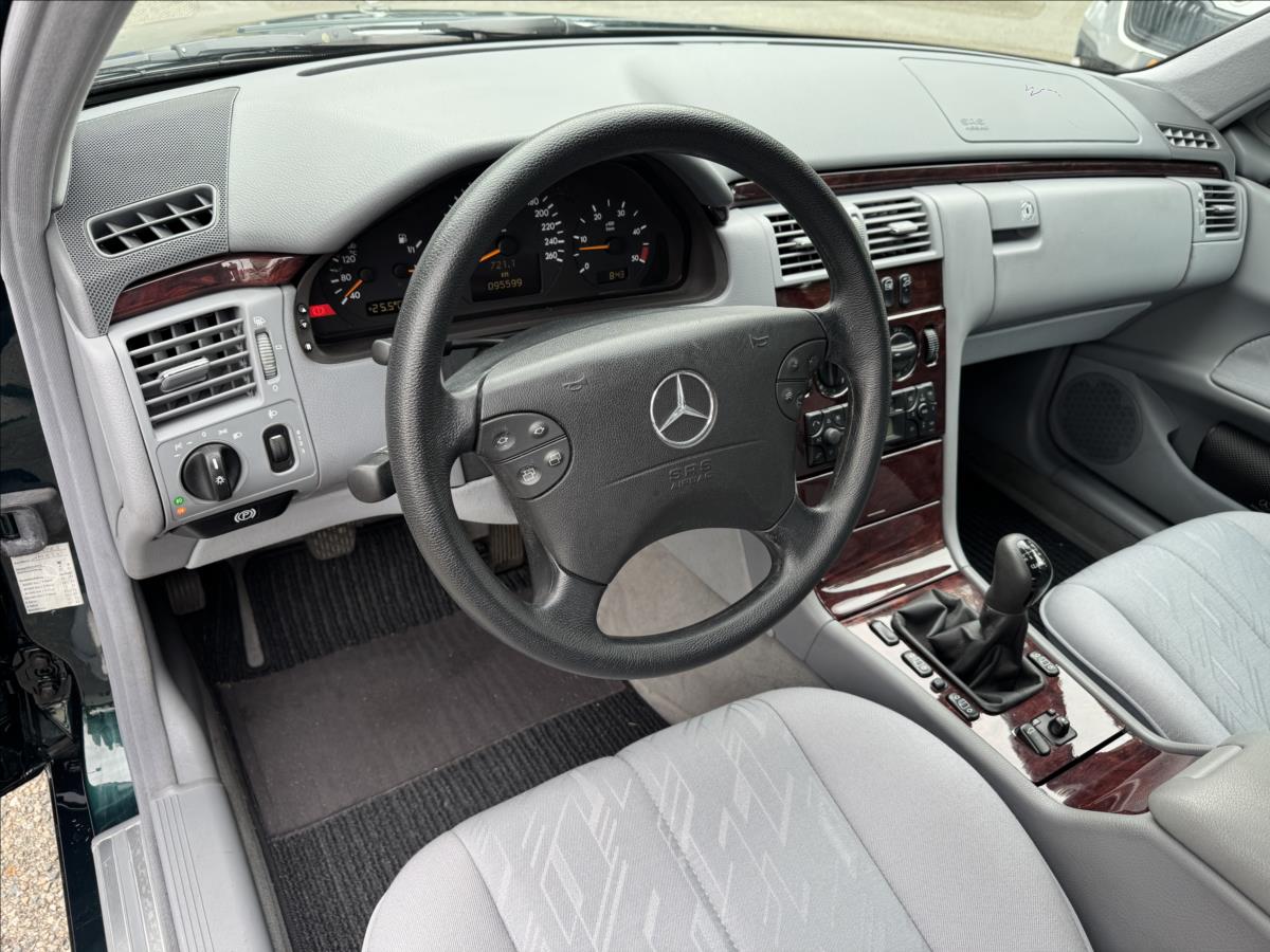 Mercedes-Benz Třídy E
