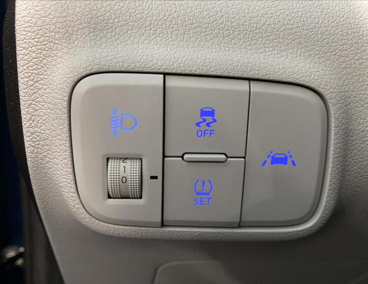 Hyundai i10 12