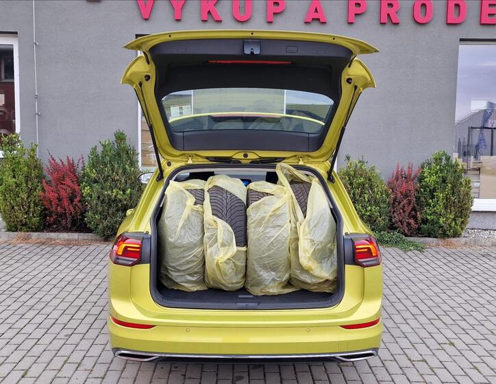 Volkswagen Golf 39
