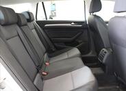 Volkswagen Passat 13