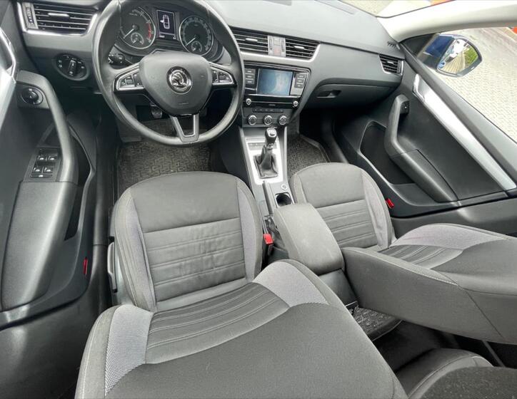 Škoda Octavia 9