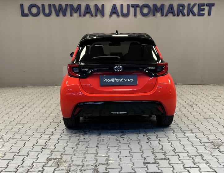 Toyota Yaris 15