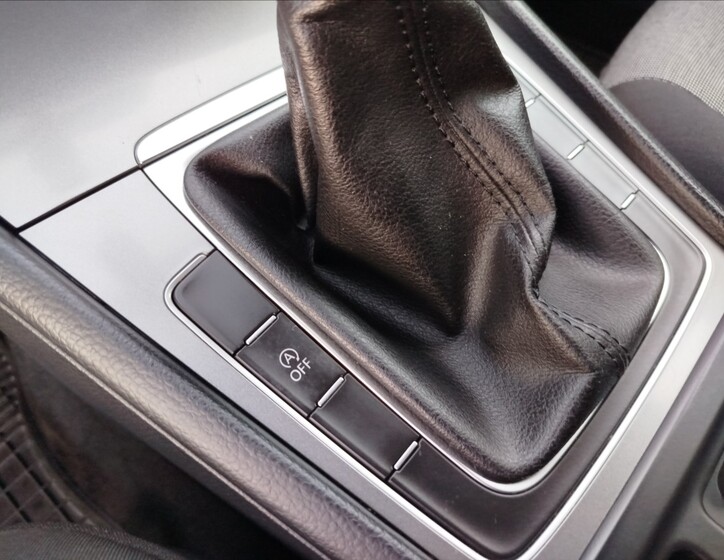 Volkswagen Golf 21