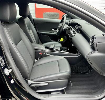 Mercedes-Benz CLA 21