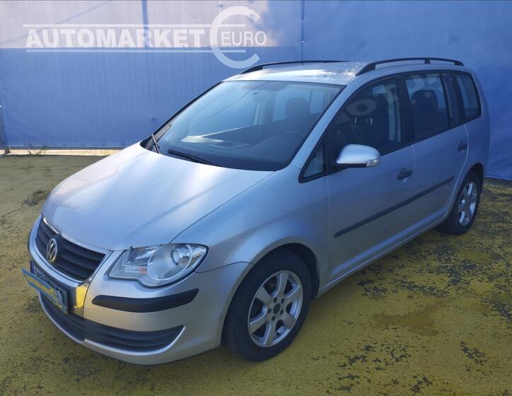 Volkswagen Touran 2