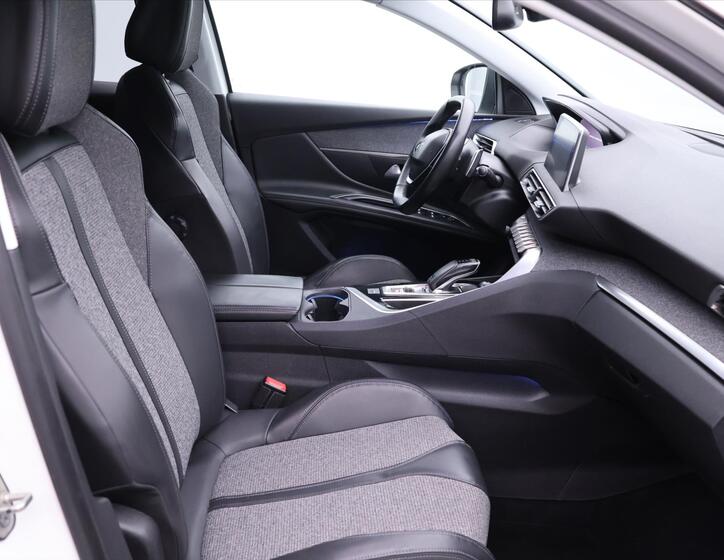 Peugeot 3008 14