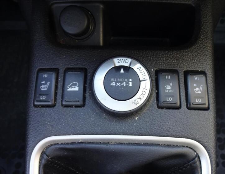 Nissan X-Trail 37