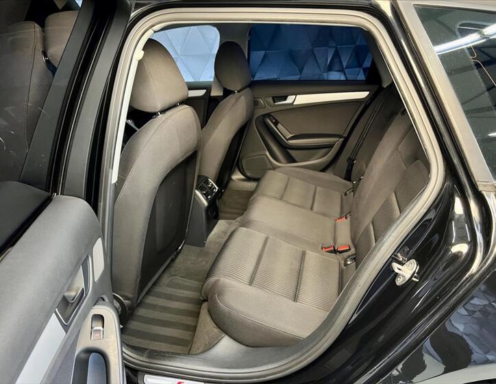Audi A4 11