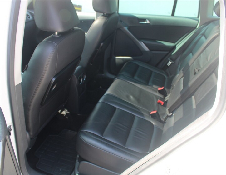 Volkswagen Tiguan 10