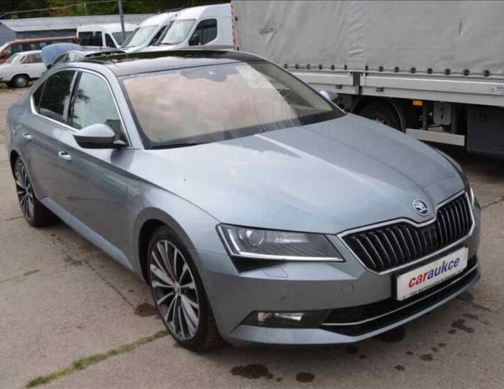Škoda Superb 3