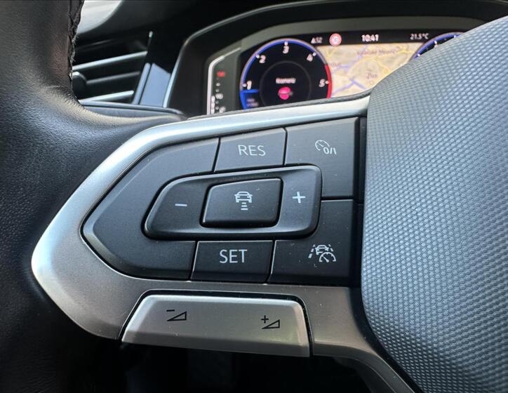 Volkswagen Passat 11