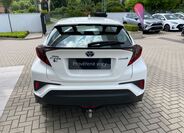 Toyota C-HR 6