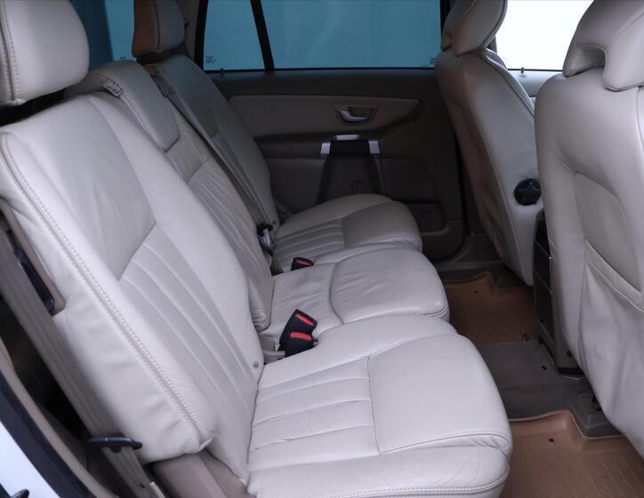 Volvo XC90 12