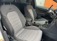 Volkswagen Golf 22