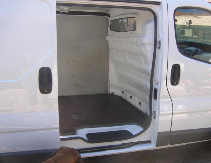 Renault Trafic 12