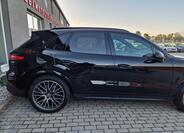 Porsche Cayenne 42