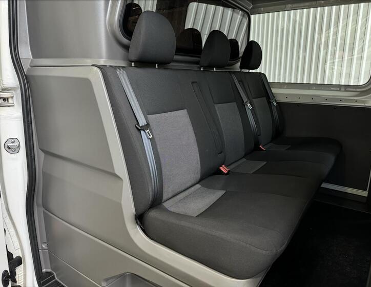 Volkswagen Crafter 32