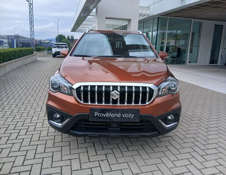 Suzuki SX4 S-Cross 9