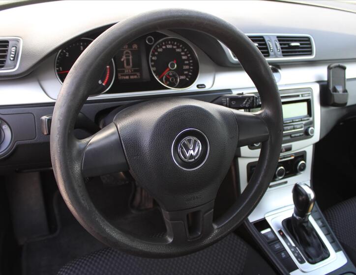 Volkswagen Passat 14