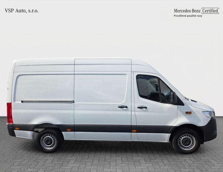 Mercedes-Benz Sprinter 6