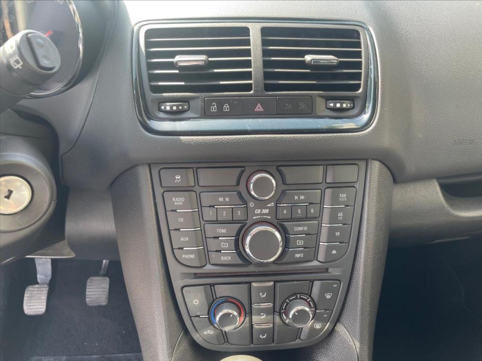 Opel Meriva 14