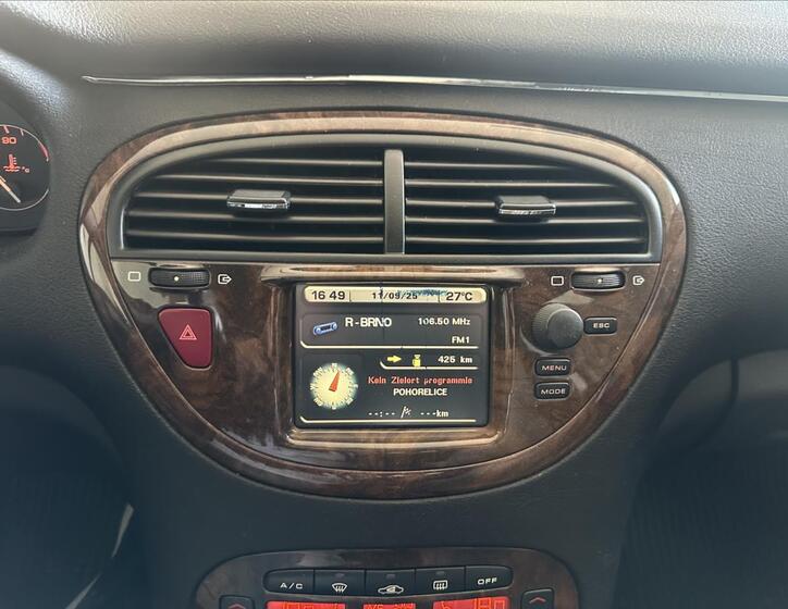 Peugeot 607 17