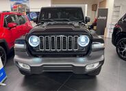 Jeep Wrangler 3