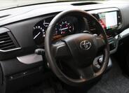 Toyota ProAce 17