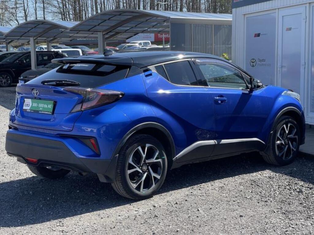 Toyota C-HR 7