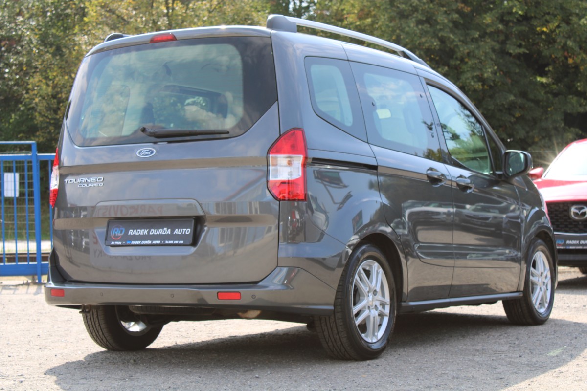 Ford Tourneo Courier