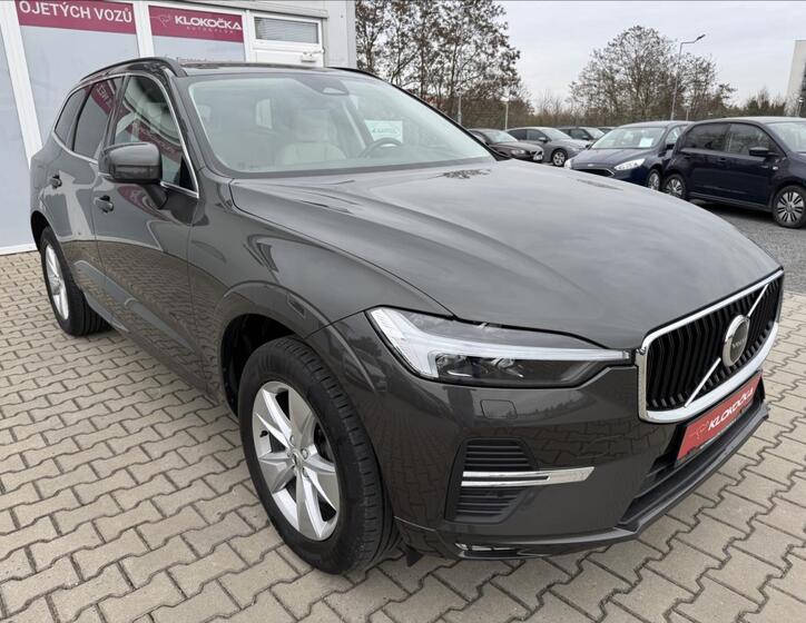 Volvo XC60 8