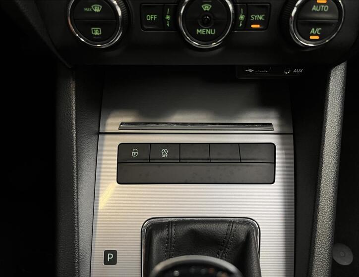 Škoda Octavia 16