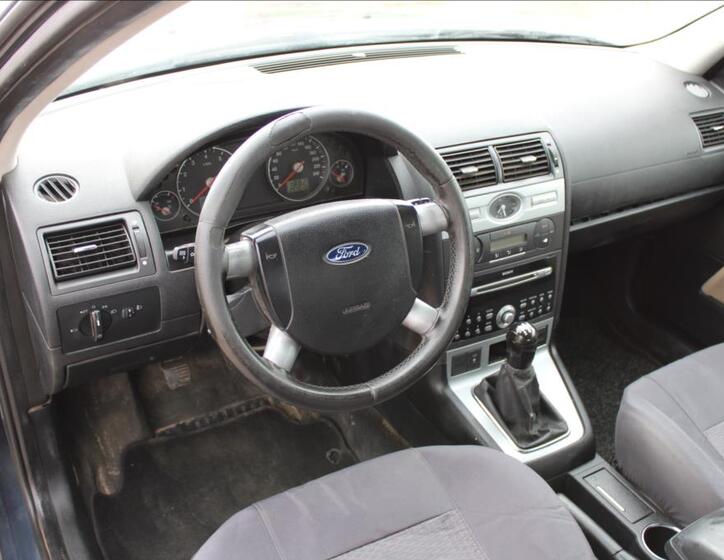 Ford Mondeo 10