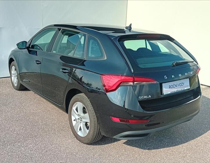 Škoda Scala 9