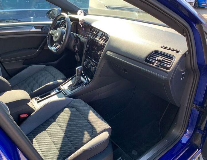 Volkswagen Golf 22