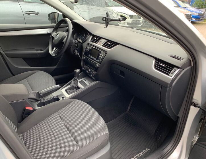 Škoda Octavia 18