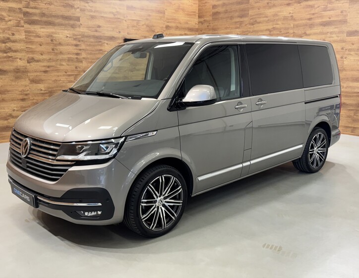 Volkswagen Multivan 1
