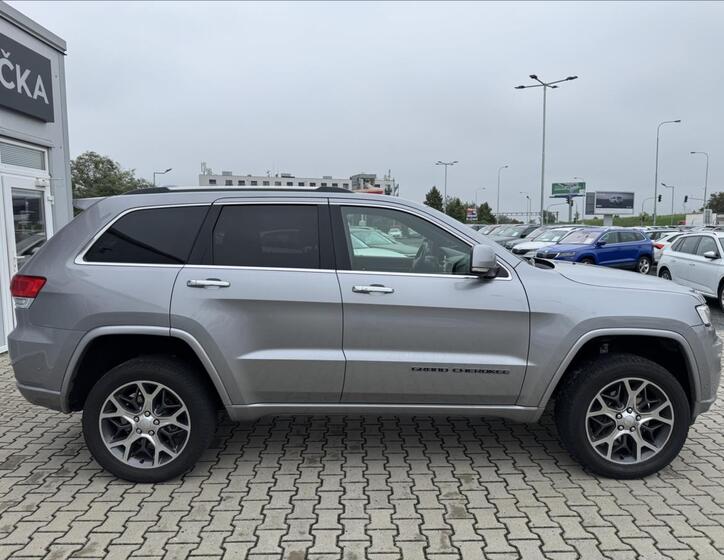 Jeep Grand Cherokee 7