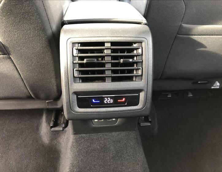 Volkswagen Golf 14