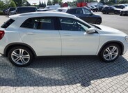 Mercedes-Benz GLA 4