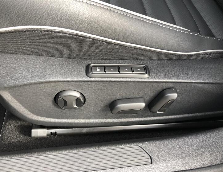 Volkswagen Golf 18