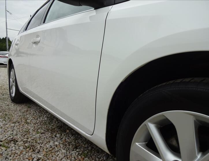Toyota Auris 10